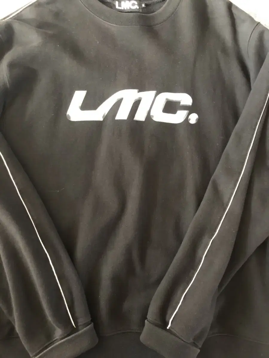 LMC 스카치 맨투맨